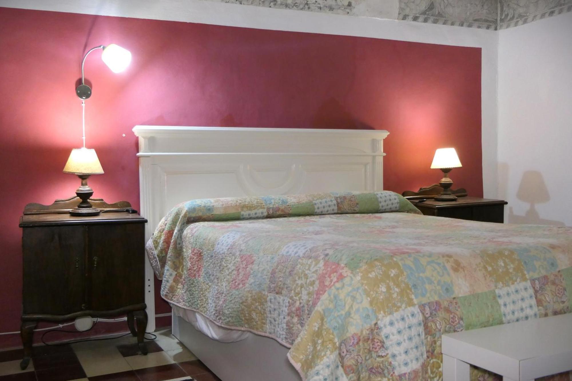 Apartamentos Altozano Trujillo Dış mekan fotoğraf